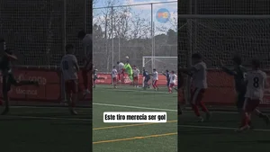 Vídeo de Fútbol Masculino en Girona categoría senior este-tiro-merecia-ser-gol-fc-girona-b-vs-rcd-espanyol-b-liga-nacional-juvenil